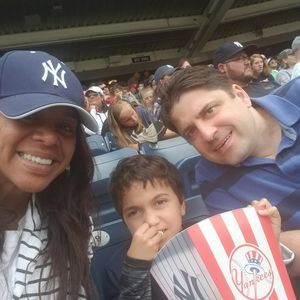 Meet your Posher, Fatima